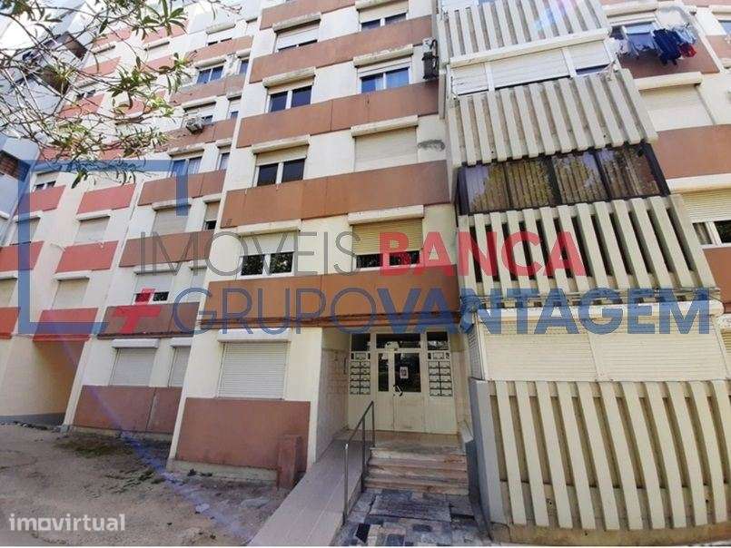 T3 - Urb. Compave - Barreiro - Grande imagem: 2/17
