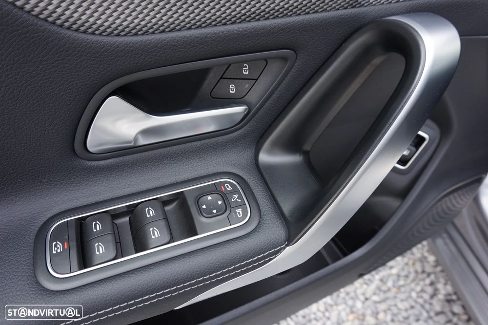 Mercedes-Benz CLA 250 e 8G-DCT Progressive Line Advanced - 29