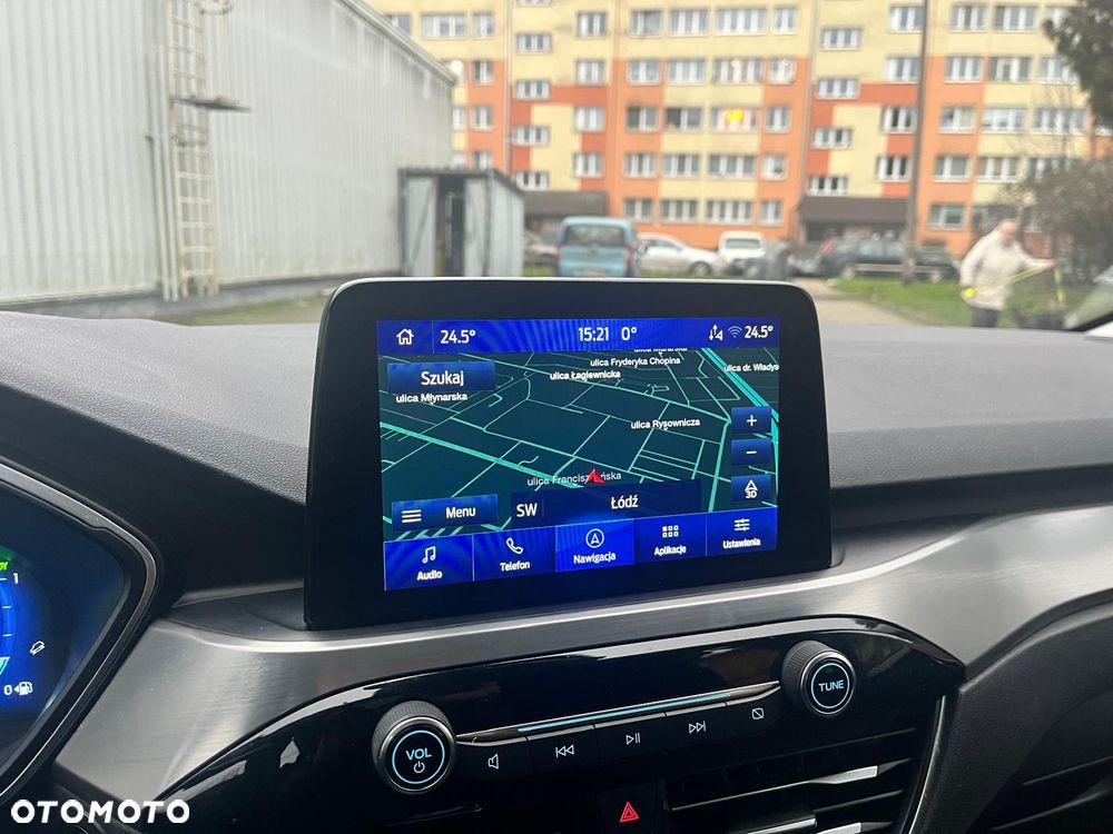 Ford Kuga 2.5 Duratec FHEV 4x4 TITANIUM - 22