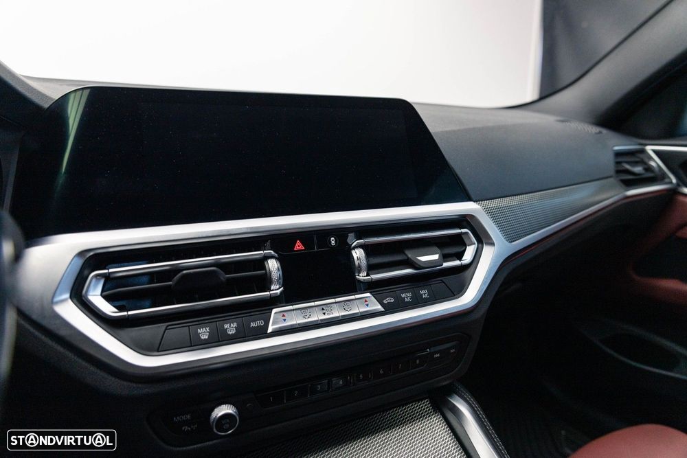 BMW 420 d xDrive Pack Desportivo M Auto - 28