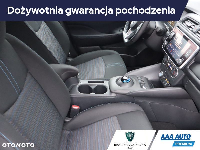 Nissan Leaf - 10