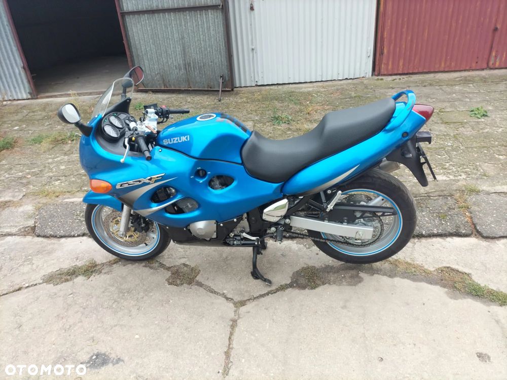 Suzuki GSX - 1