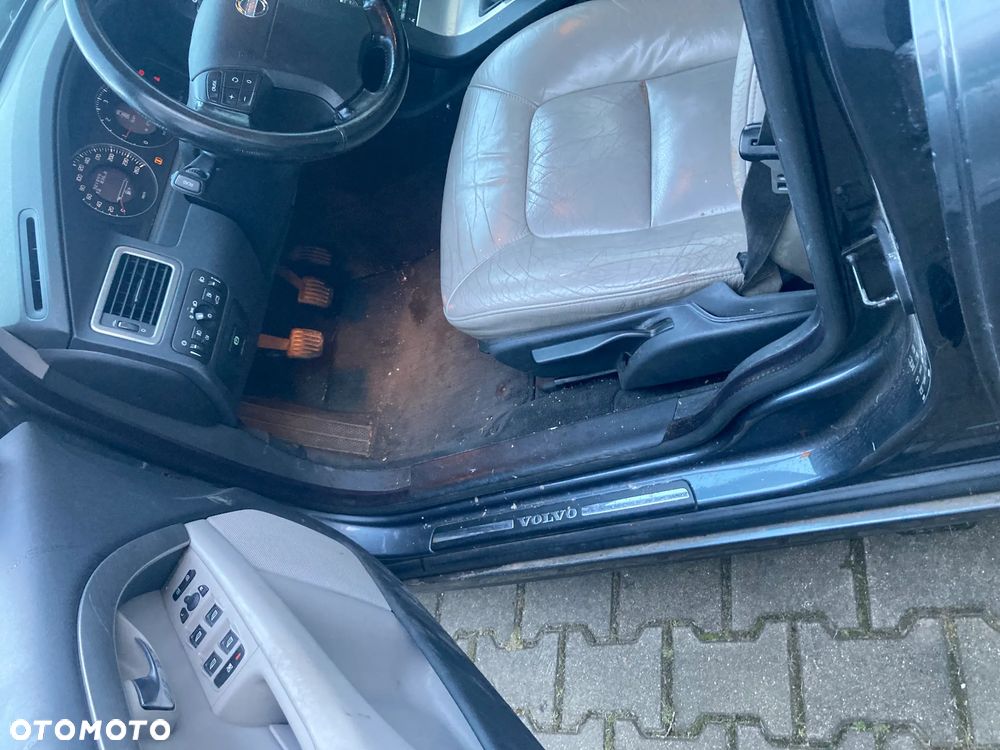 Volvo V70 2.0D Momentum - 5