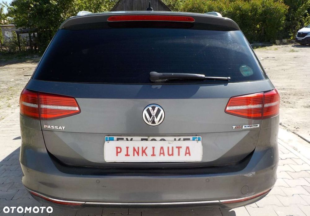 Volkswagen Passat Variant 1.6 TDI SCR DSG - 14