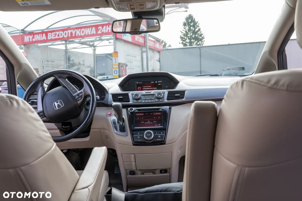 Honda Odyssey 3.5 EX - 16