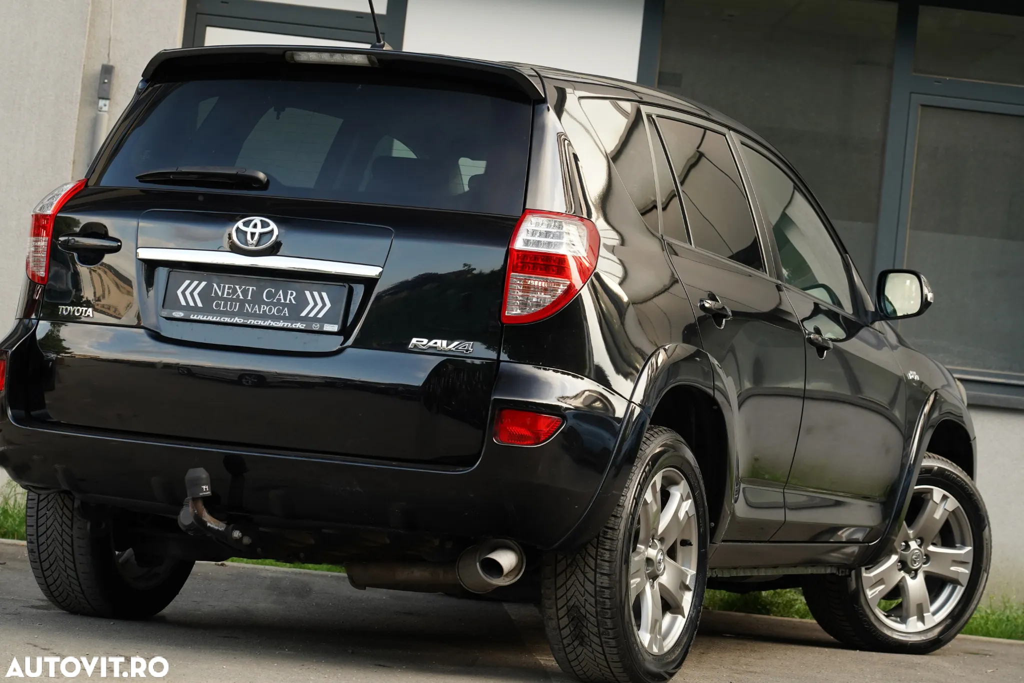 Toyota RAV4 - 4