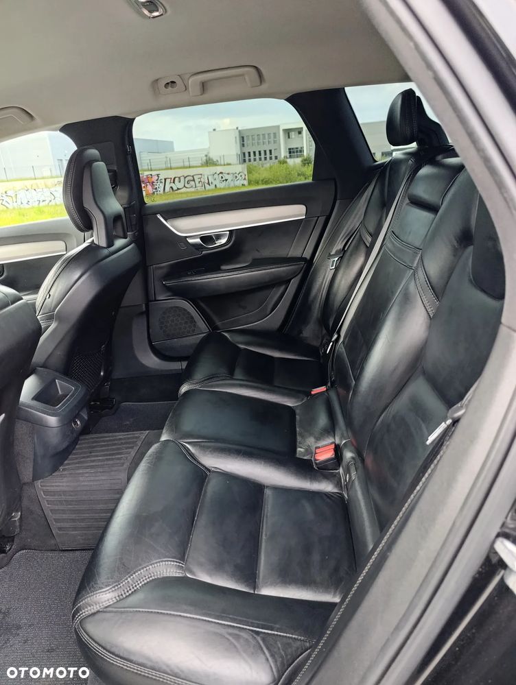 Volvo V90 Cross Country D5 AWD - 17