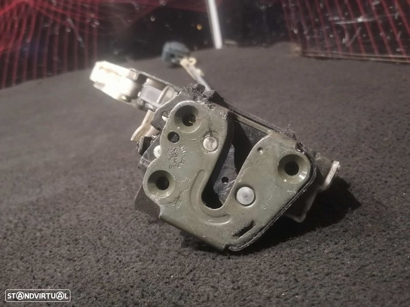 Fecho Da Porta Trás Dto Nissan Almera I (N15) - 3