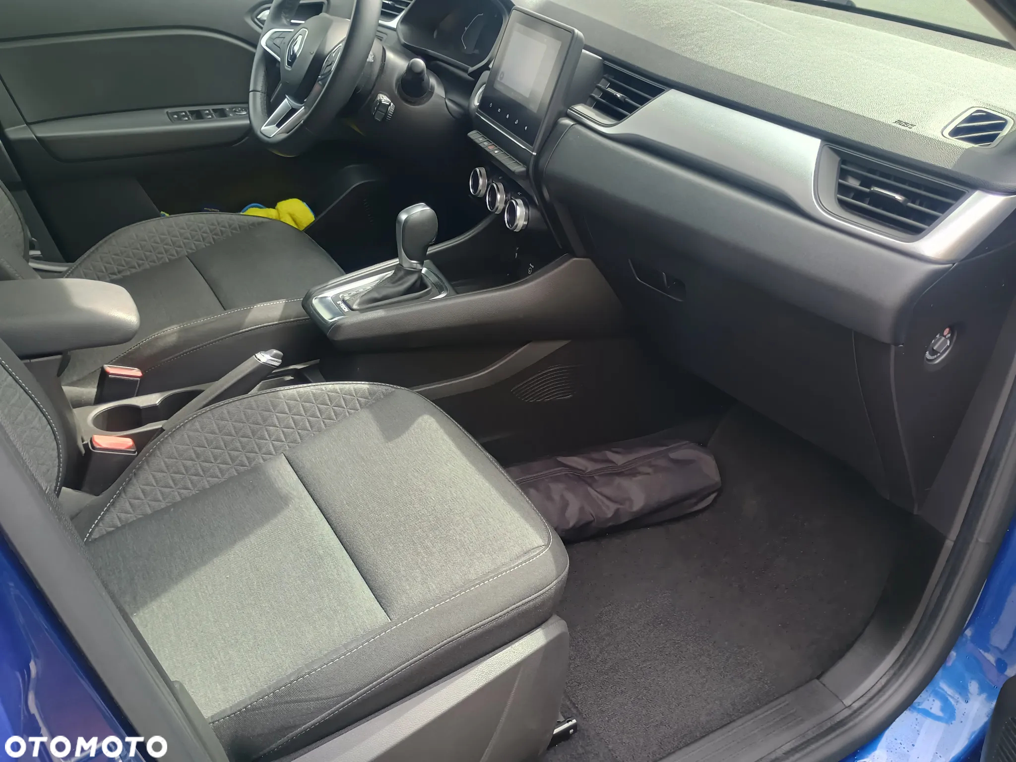 Renault Captur 1.6 E-TECH Full Hybrid 145 Intens - 14