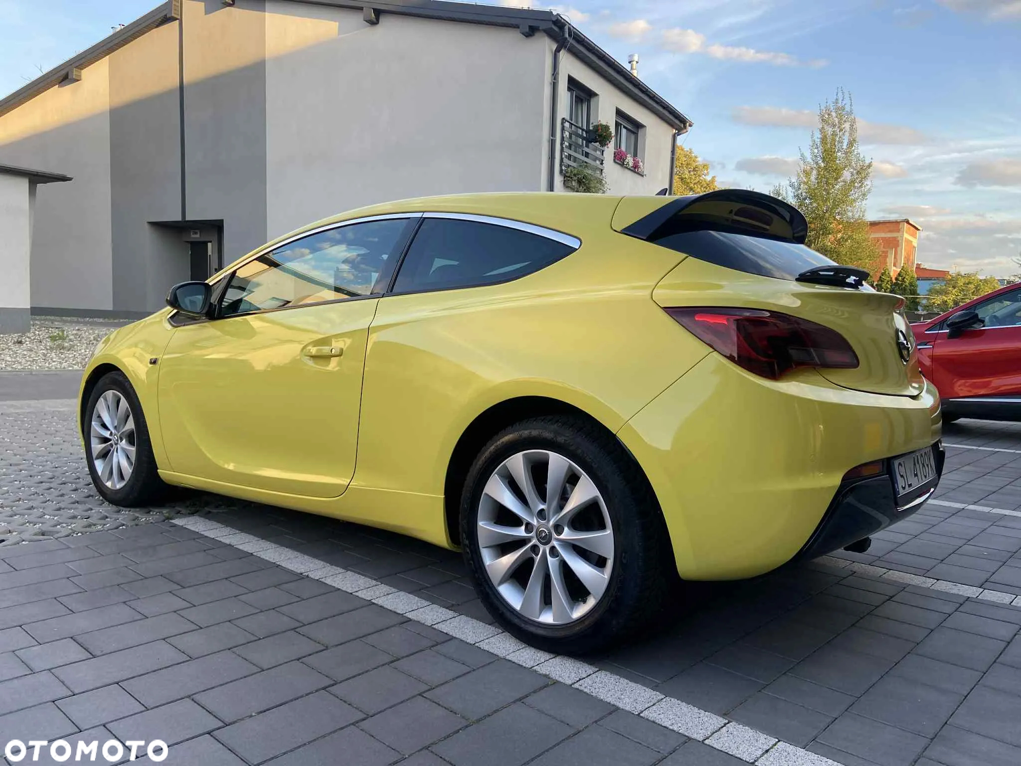 Opel Astra IV GTC 1.6 CDTI Sport S&S - 3