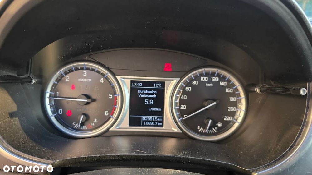 Suzuki Vitara 1.6 DDiS (4x2) Comfort+ - 34