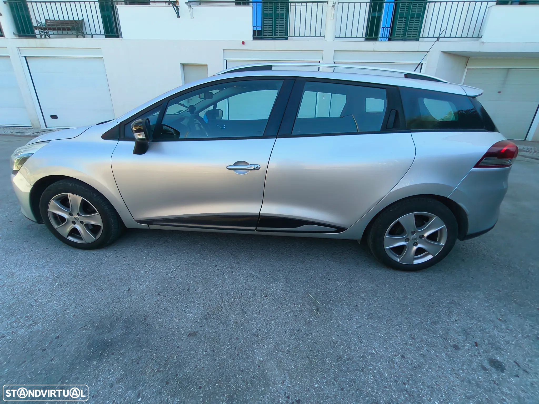 Renault Clio Sport Tourer 0.9 TCE Dynamique S - 1