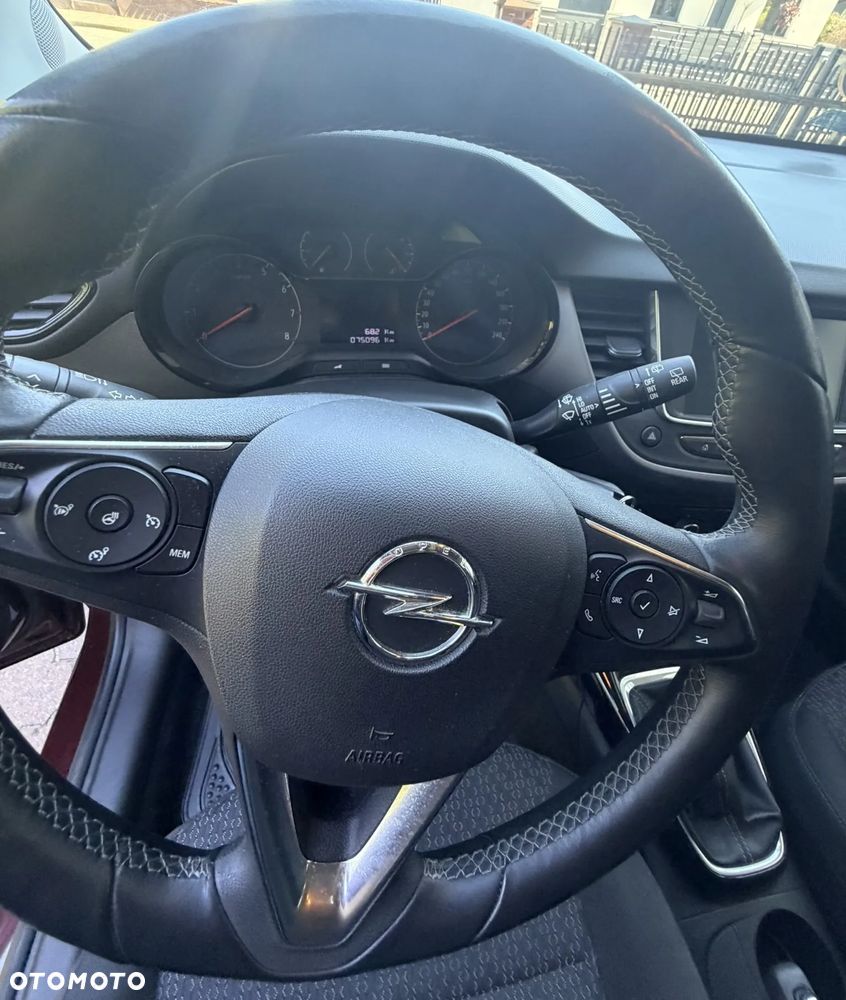 Opel Crossland X - 16
