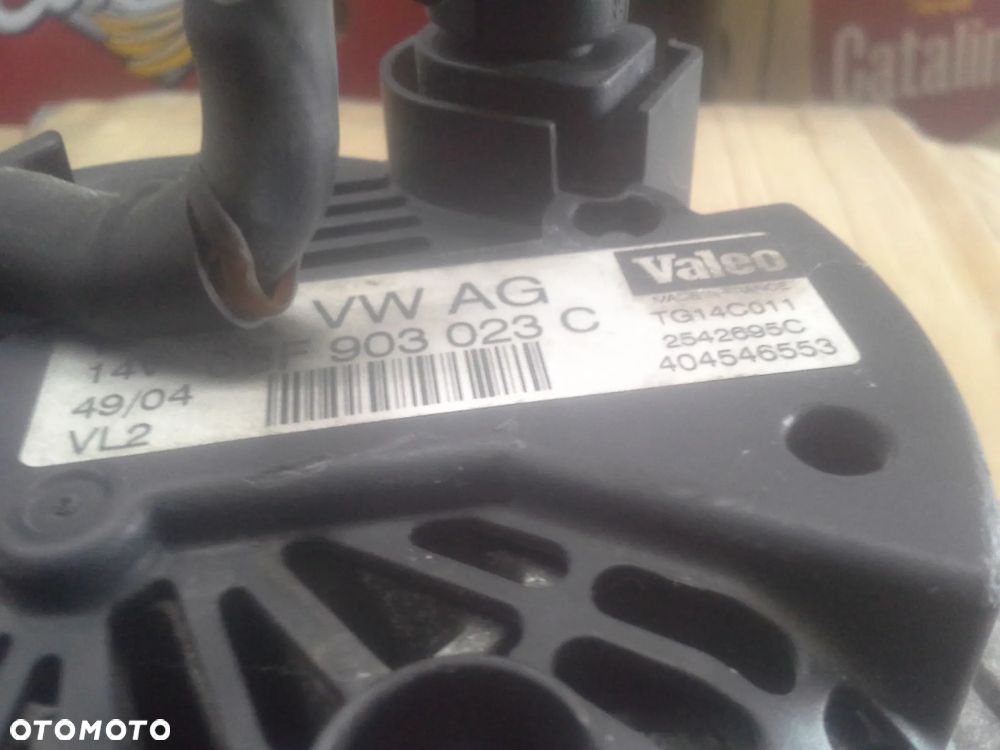 Alternator Seat Toledo III 2.0 FSI 06F903023C Valeo - 8