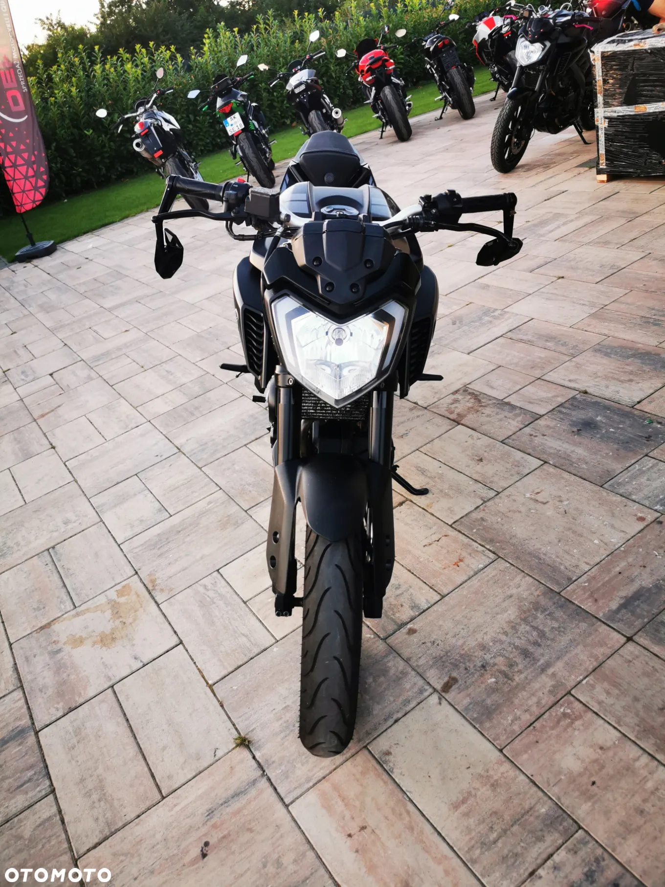 Yamaha MT - 24