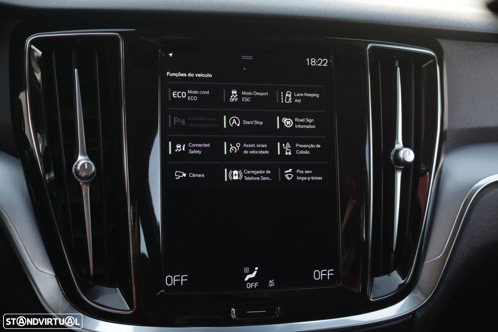 Volvo V60 2.0 D3 Momentum Core - 48