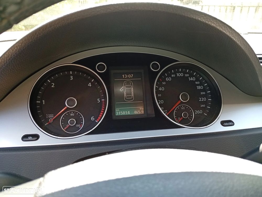 VW Passat Variant 2.0 TDi Confortline BM - 4