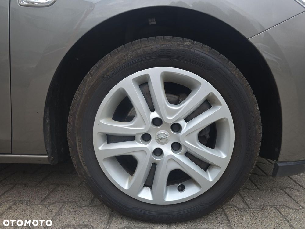 Opel Astra 1.4 T Enjoy - 25