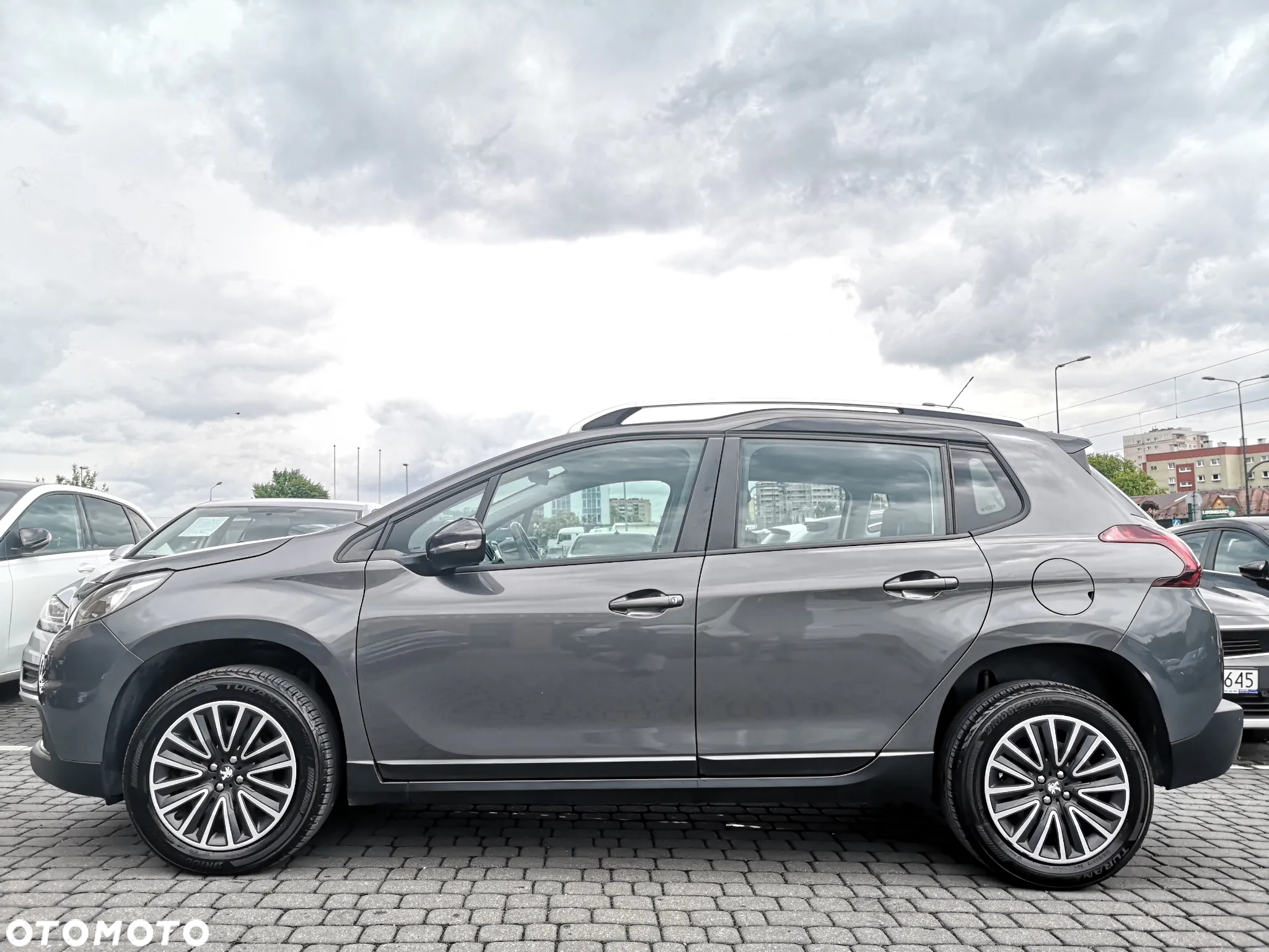 Peugeot 2008 1.5 BlueHDi Style - 6