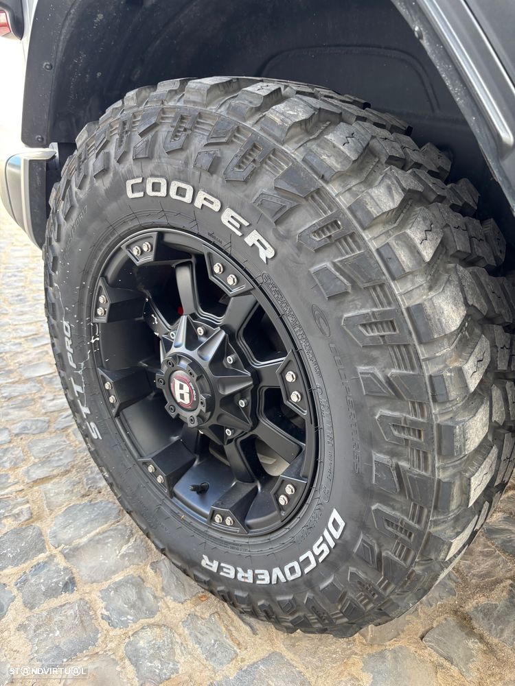 Jeep Wrangler - 20