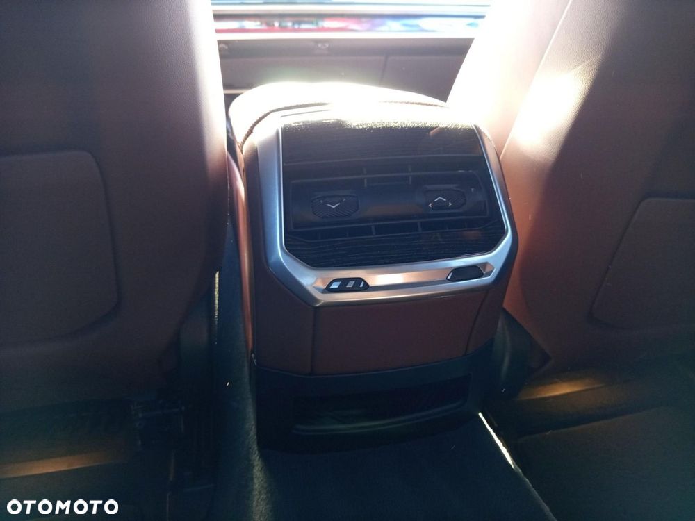 BMW Seria 7 - 20