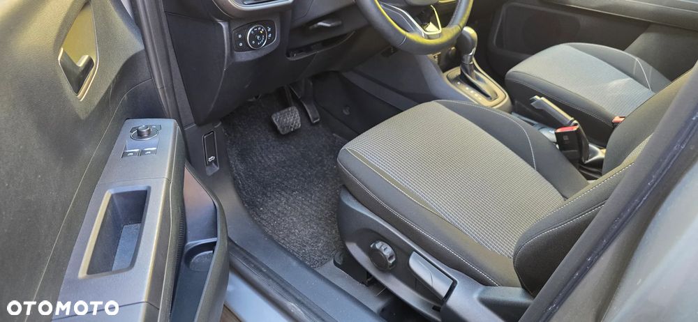 Ford Transit Courier - 8