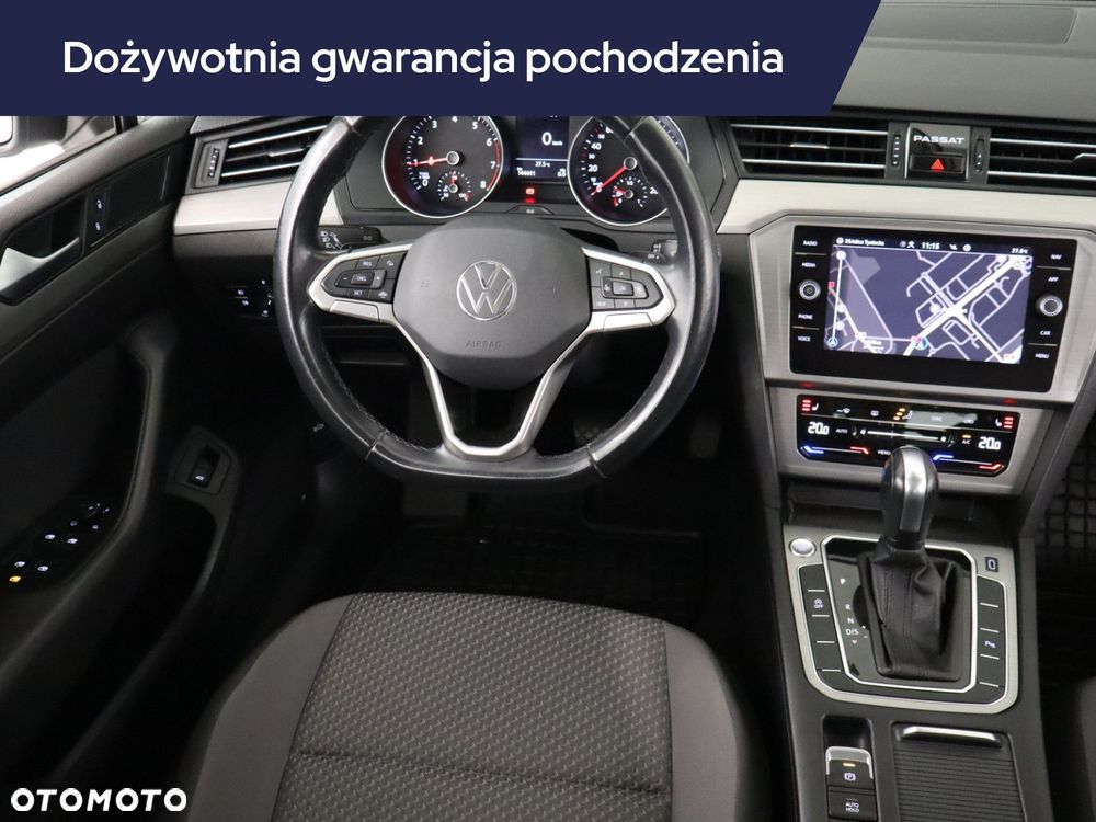Volkswagen Passat - 9