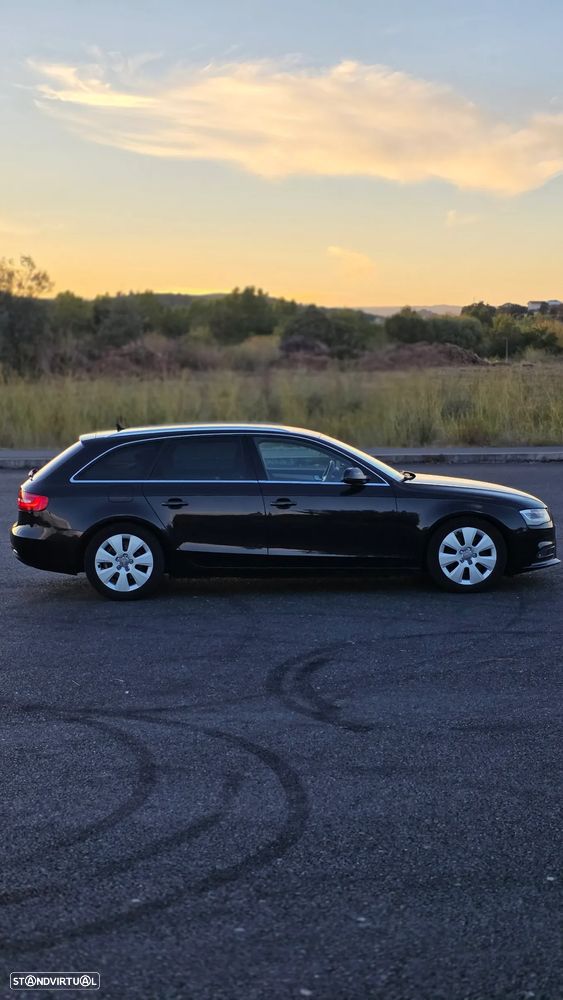 Audi A4 Avant 2.0 TDI multitronic Business Line Advance - 4