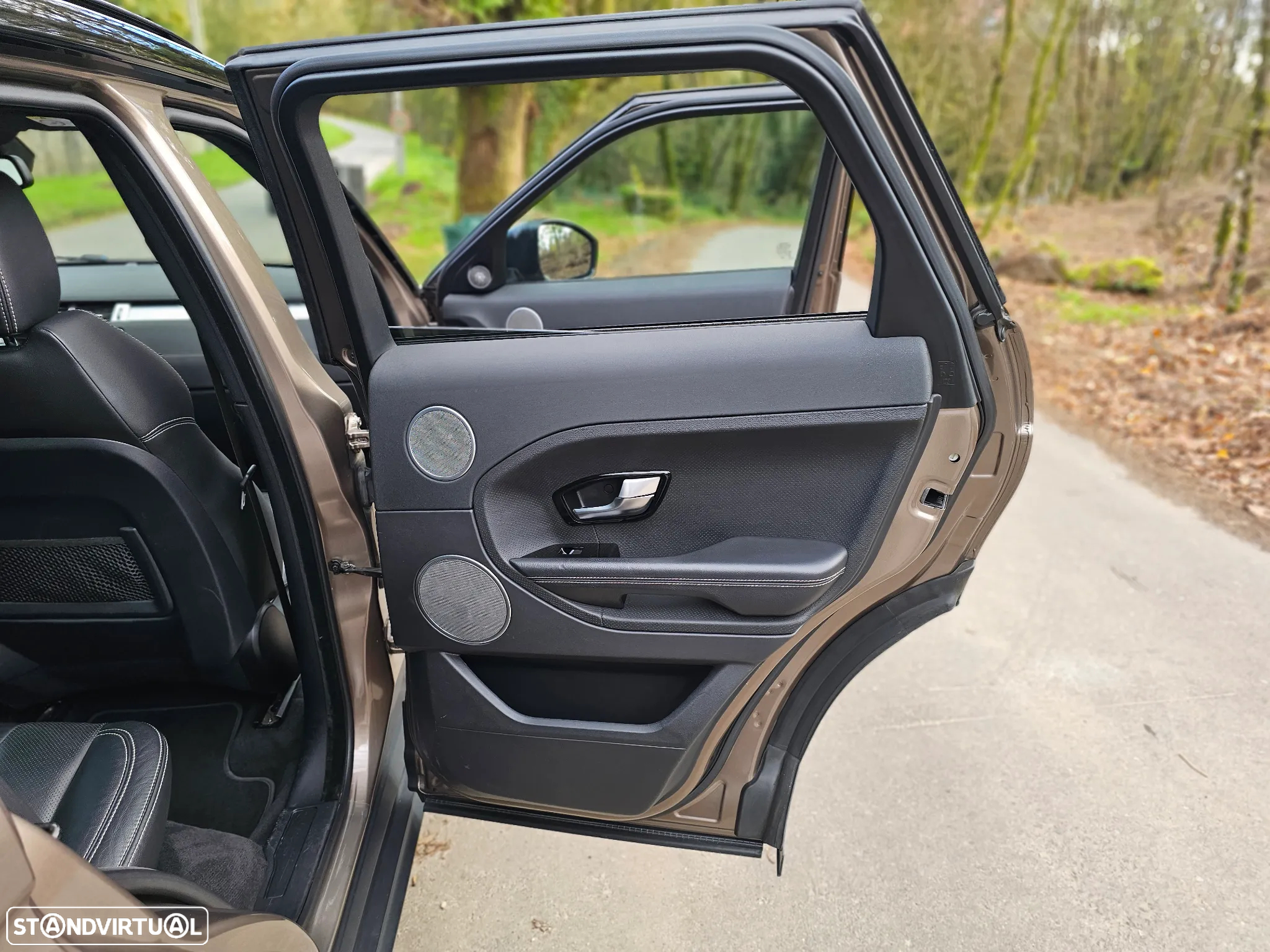 Land Rover Range Rover Evoque 2.2 DW12C Prestige - 18