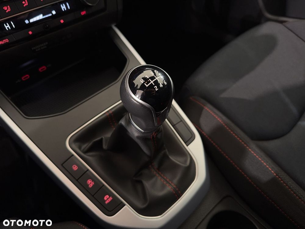 Seat Arona - 24