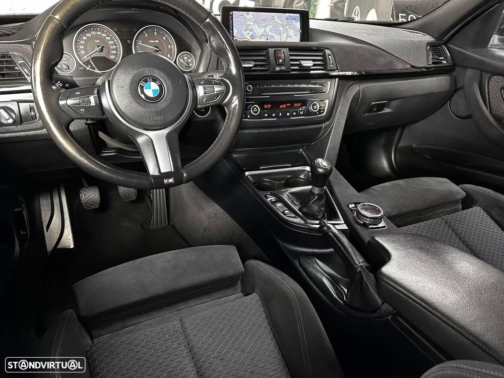 BMW 318 d Pack M - 34