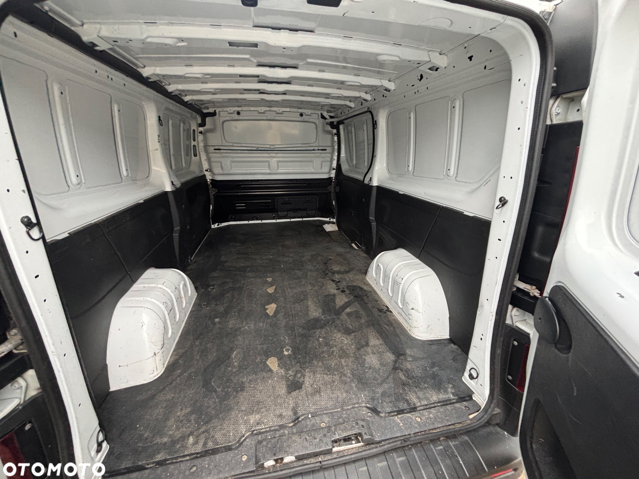 Renault Trafic - 4