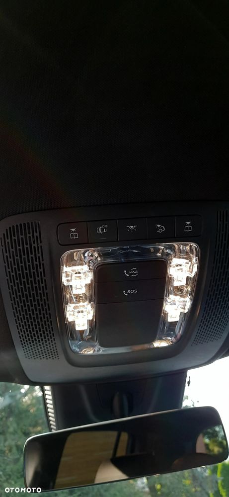 Mercedes-Benz GLB 200 d 8G-DCT Progressive - 12