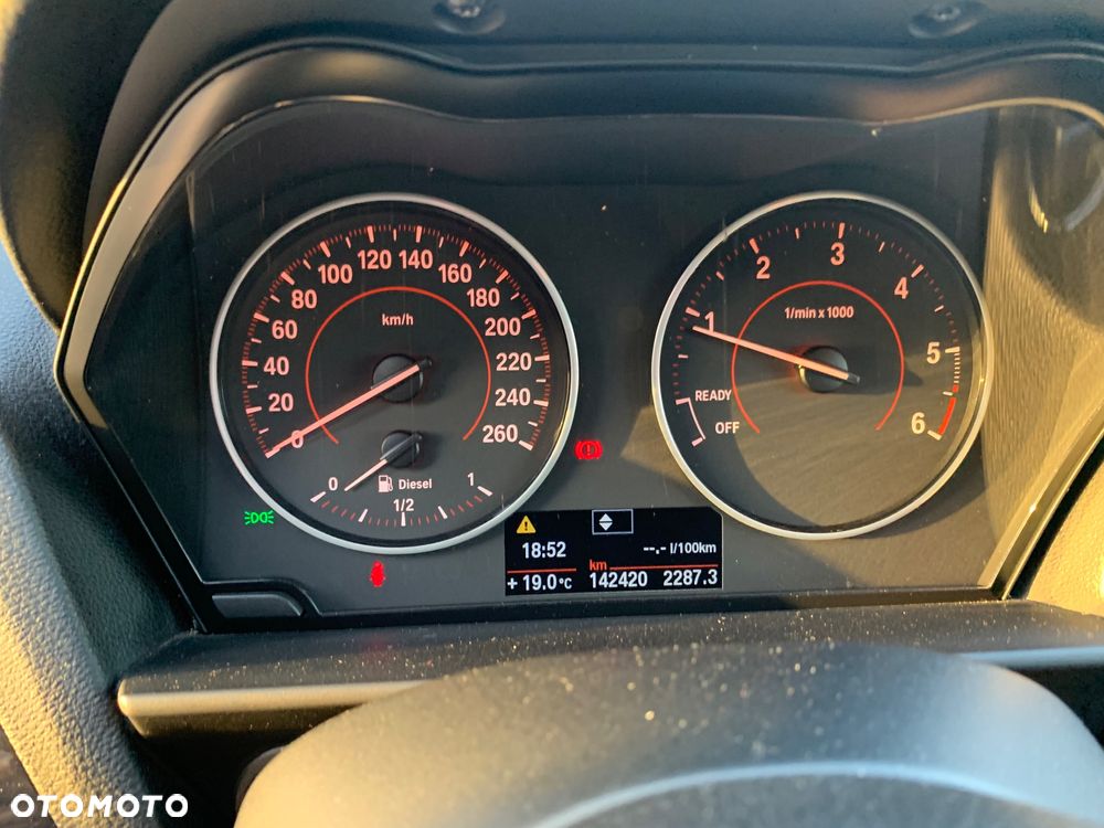 BMW Seria 1 118d Sport Line - 8