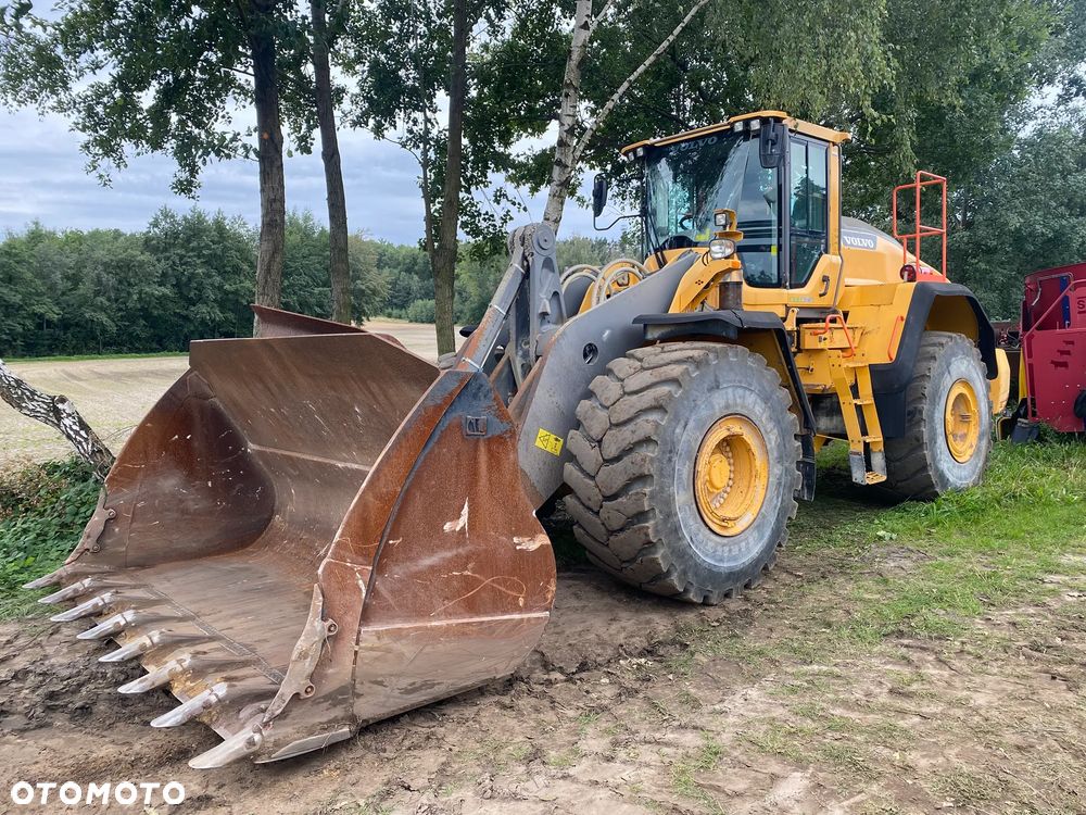 Volvo L220H 2017 ROK, 10900 MTH, SERWISOWANA W VOLVO NIEMCY, SUPER STAN, z NIEMIEC