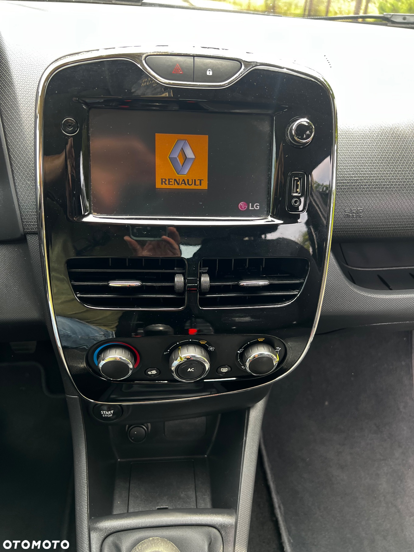 Renault Clio - 14
