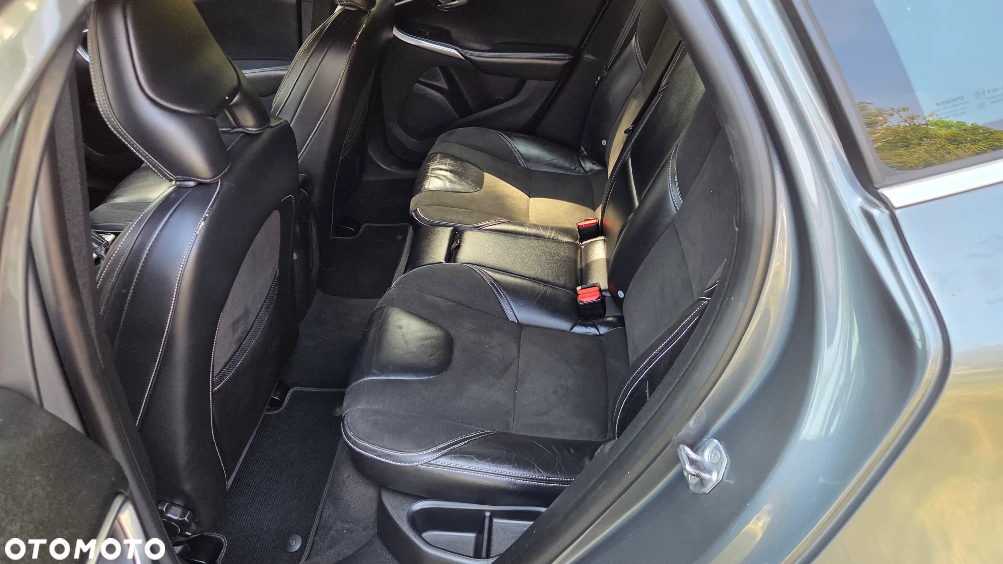 Volvo V40 D2 RDesign - 24