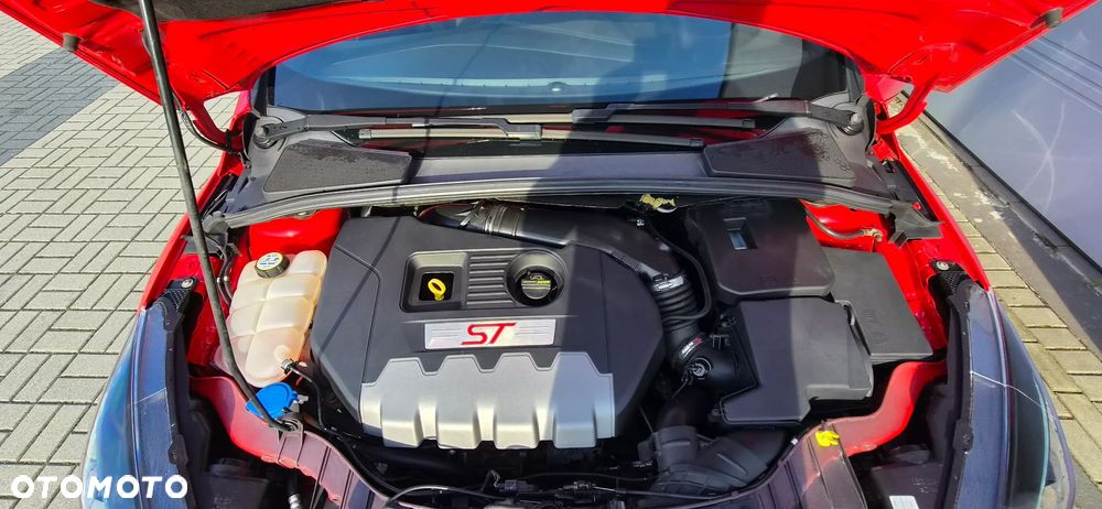 Ford Focus 2.0 EcoBoost ST-2 - 40