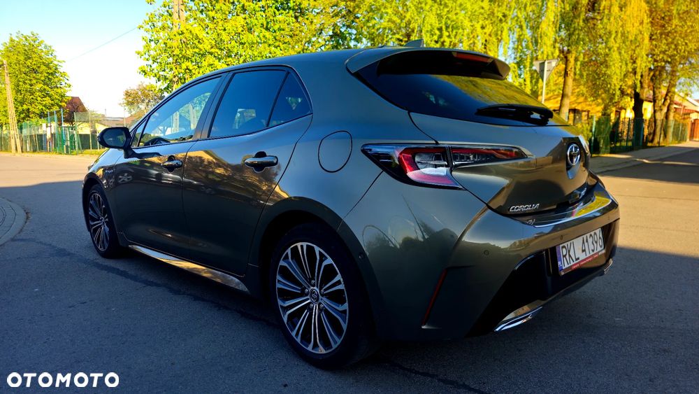 Toyota Corolla 2.0 Hybrid Comfort - 6