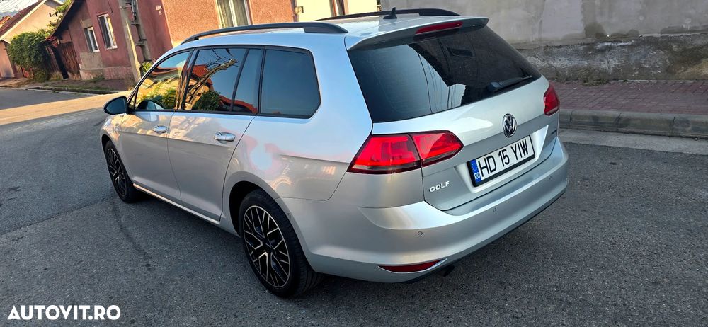 Volkswagen Golf 1.6 TDI DSG BMT Comfortline - 9