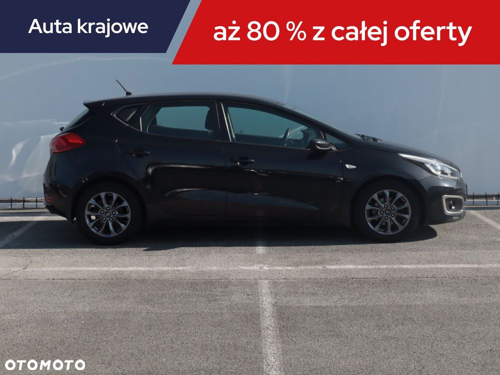 Kia Ceed - 8