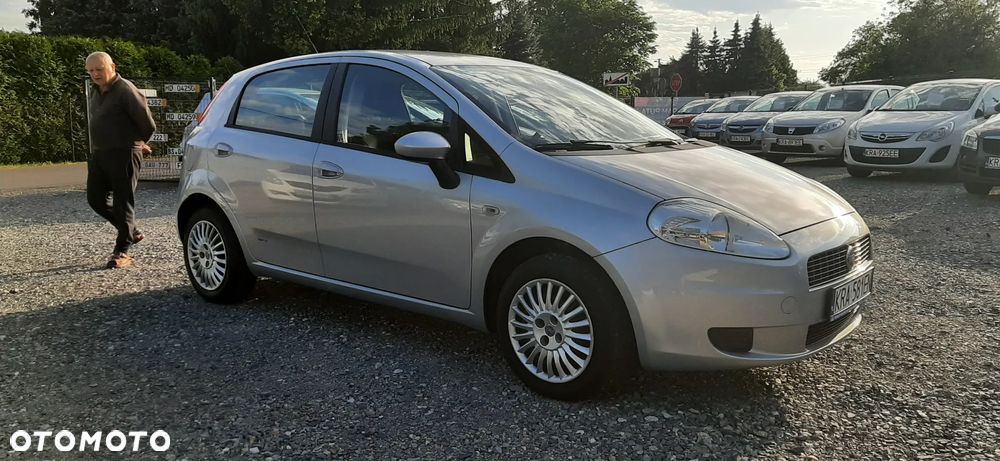 Fiat Grande Punto - 2