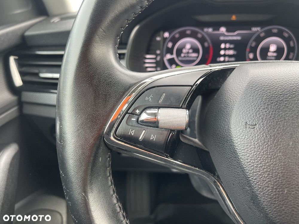 Skoda Kamiq 1.0 TSI Ambition DSG - 14