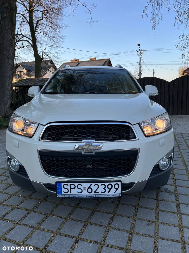 Chevrolet Captiva 2.2 D LTZ - 3