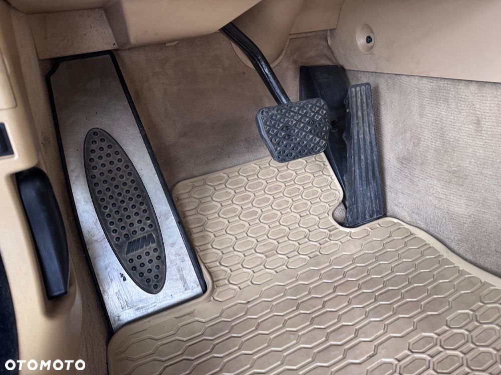 BMW Seria 5 530xi - 17