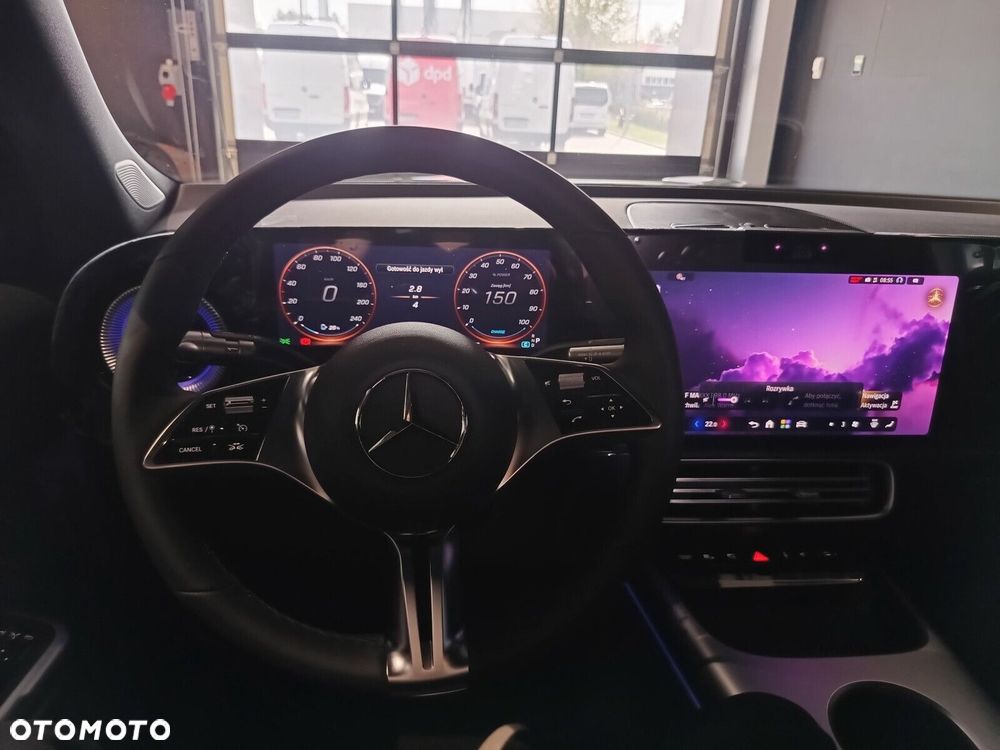 Mercedes-Benz GLB - 22