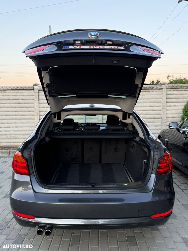 BMW Seria 3 325d Aut. Luxury Line - 9