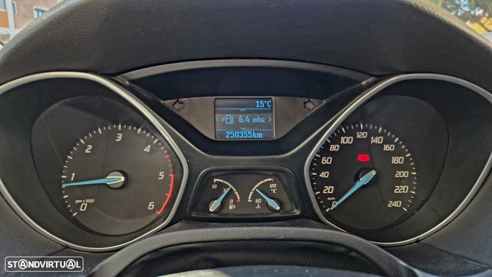 Ford Focus 1.6 TDCi Titanium - 12