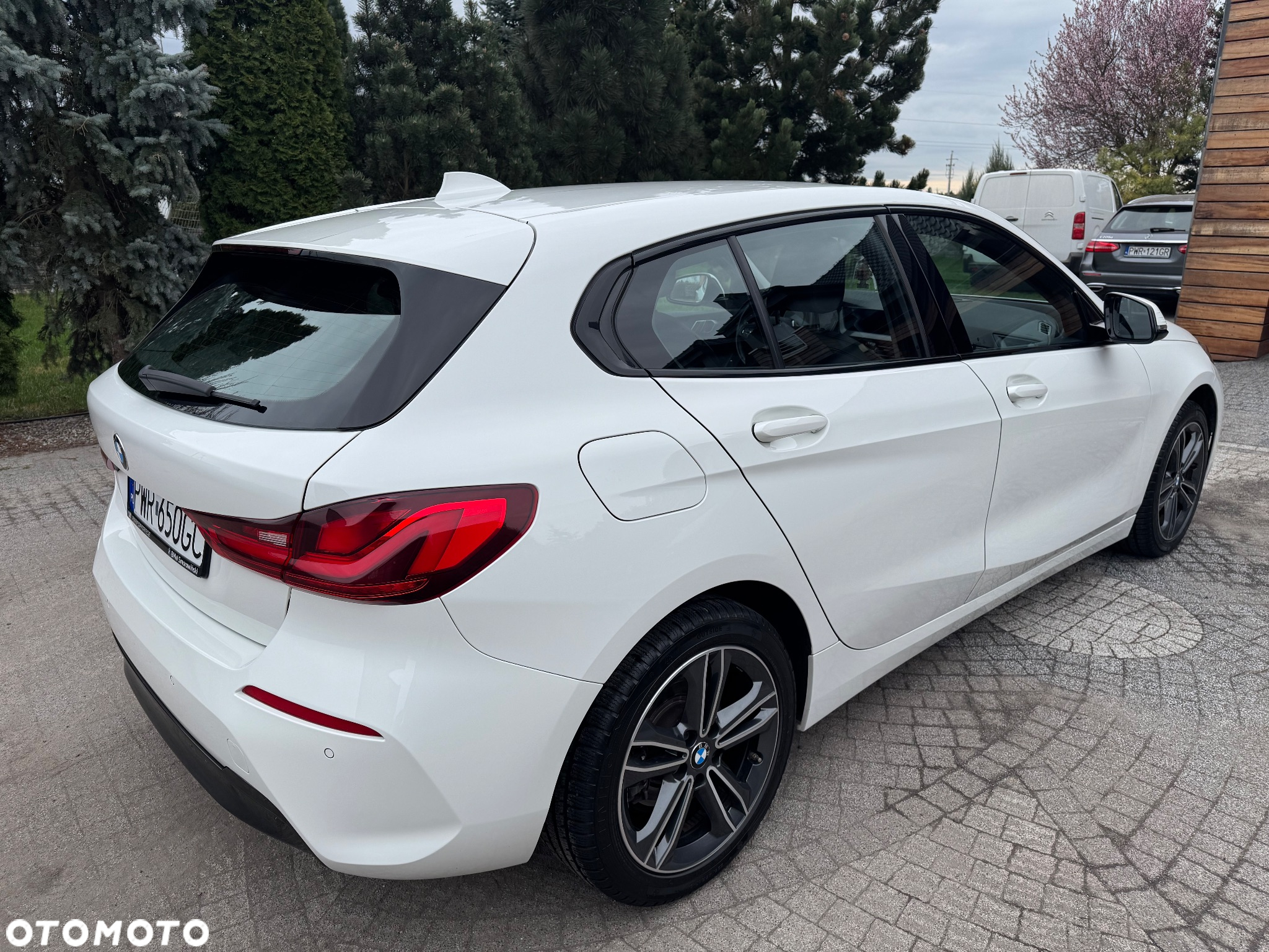 BMW Seria 1 118i Sport Line - 11