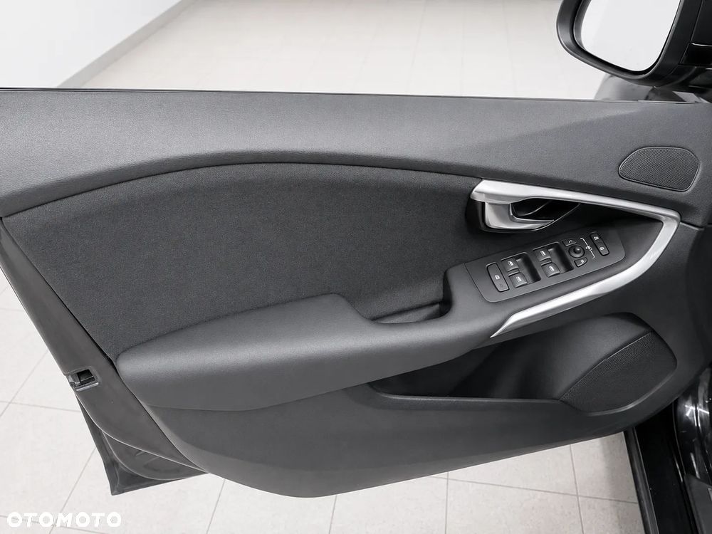 Volvo V40 D3 Drive-E Momentum - 7